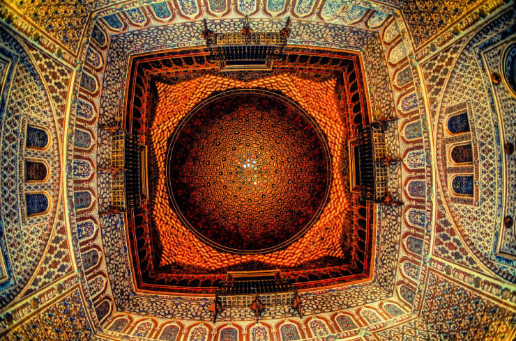 Top 10 Arabic Architecture-Alhambra-Photo by Cem Bayraktar