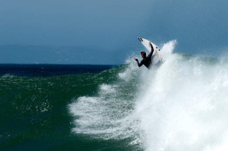 Top Surfing-Supertubes-Photo by Shaun Joubert3