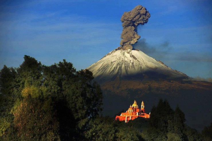 Top Mexico-Popocatépetl-Photo by Cristobal Garciaferro Rubio