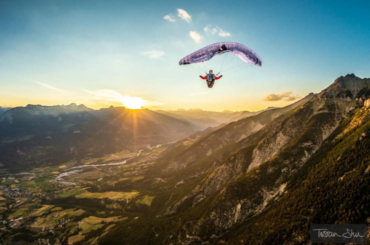 Paraglide-Photo by Tristan Shu2