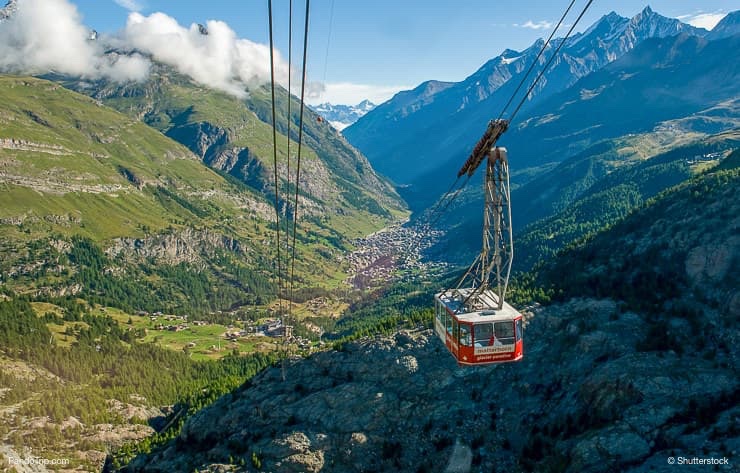 Cable car from Zermatt to Matterhorn
