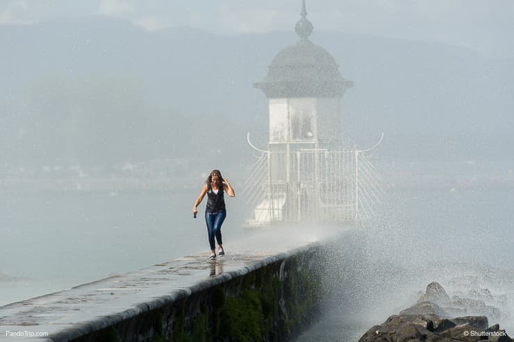 Jet d'Eau, huge Fountain in Geneva, Switzerland