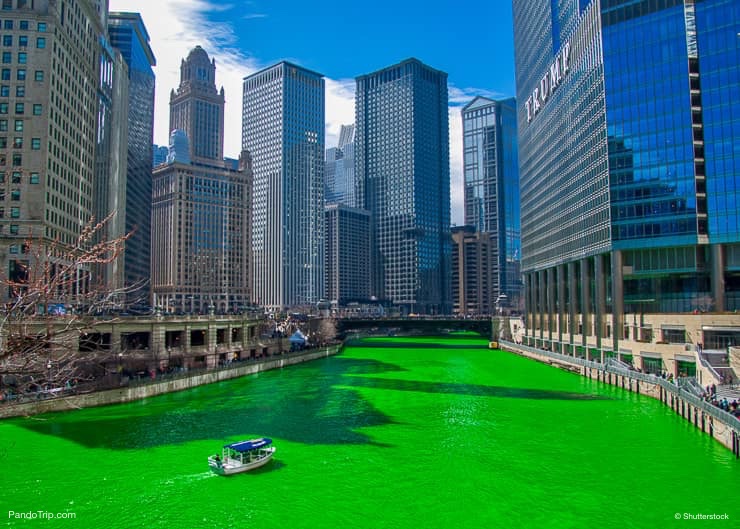 Chicago River is dyed green for St Patricks day
