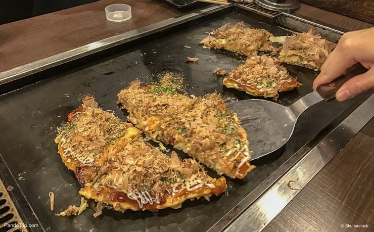 Making traditional Japanese Okonomiyaki