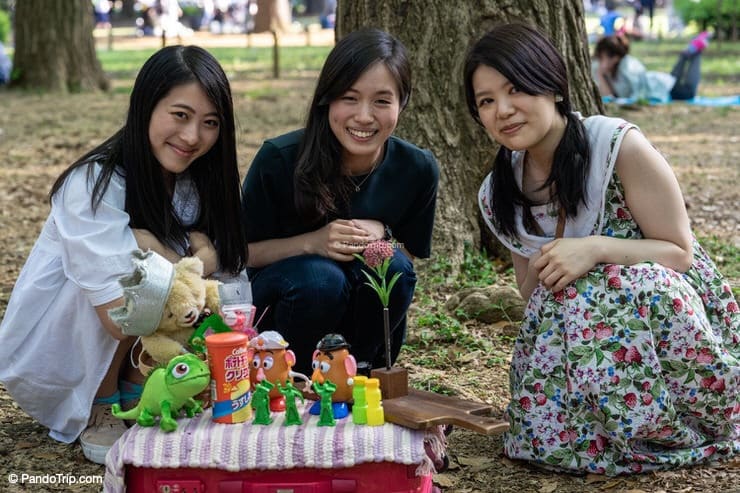 Girls in Yoyogi Park, Tokyo