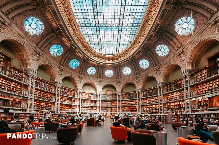 Oval Room, Richilieu National Library in Paris, France