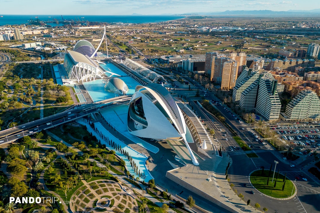 The futuristic architecture of Valencia’s City of Arts and Sciences